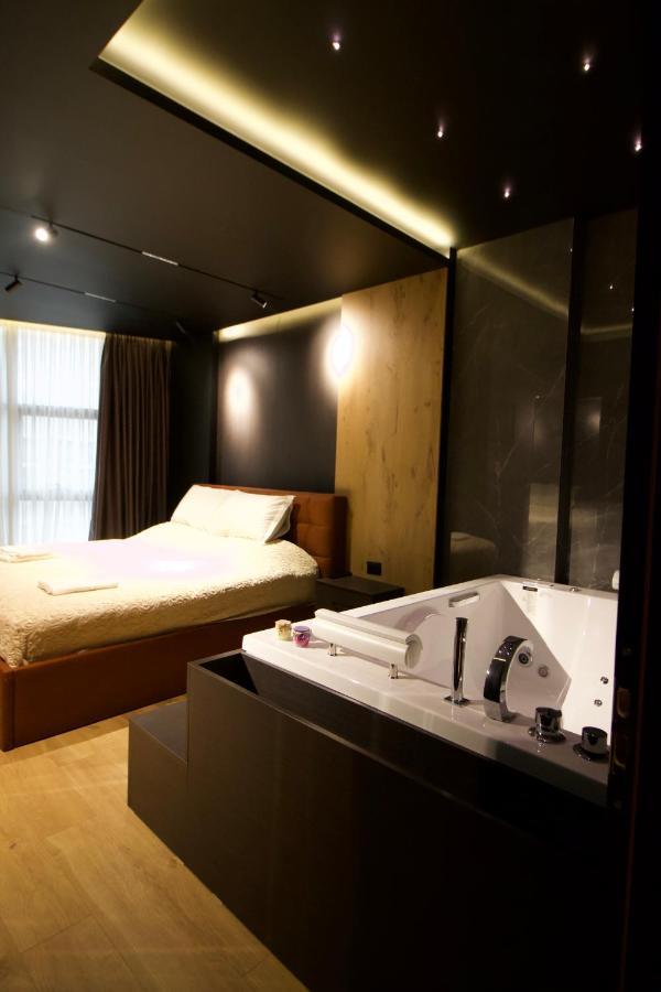 King'S Apartment Korce Luaran gambar