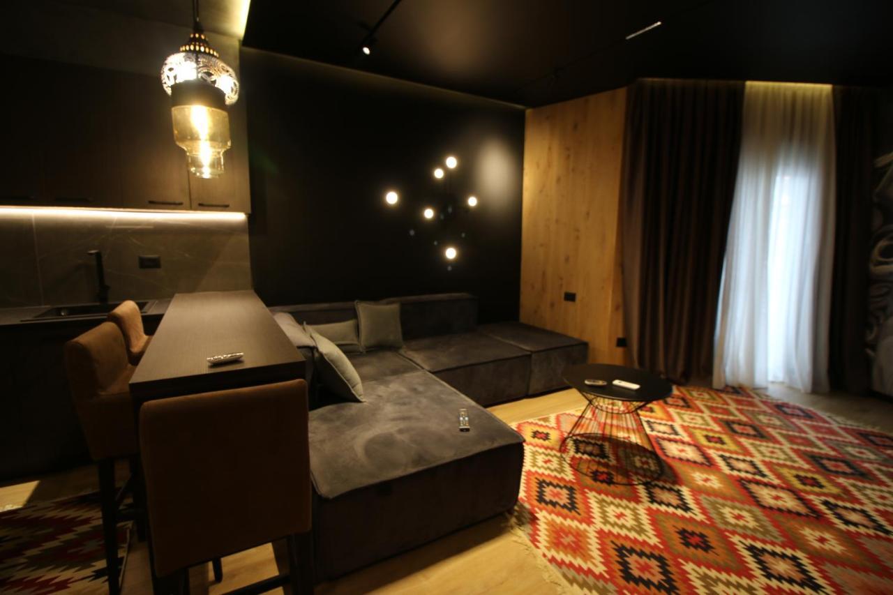 King'S Apartment Korce Luaran gambar