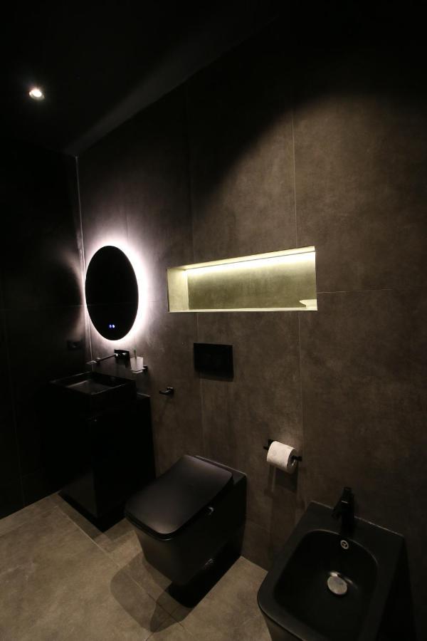 King'S Apartment Korce Luaran gambar