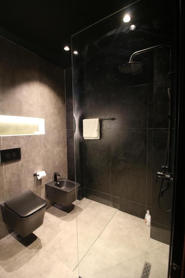 King'S Apartment Korce Luaran gambar